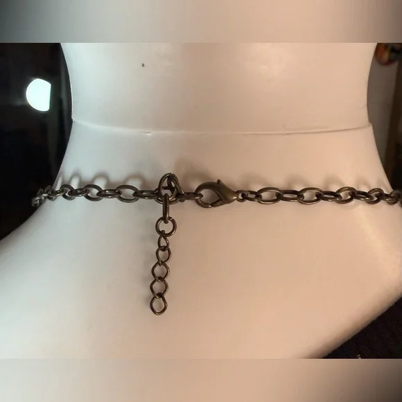 Silver and Abalone Fender Guitar Pick Pendant Necklace 🤍 Cross Heart and Clover - Picture 5 of 6